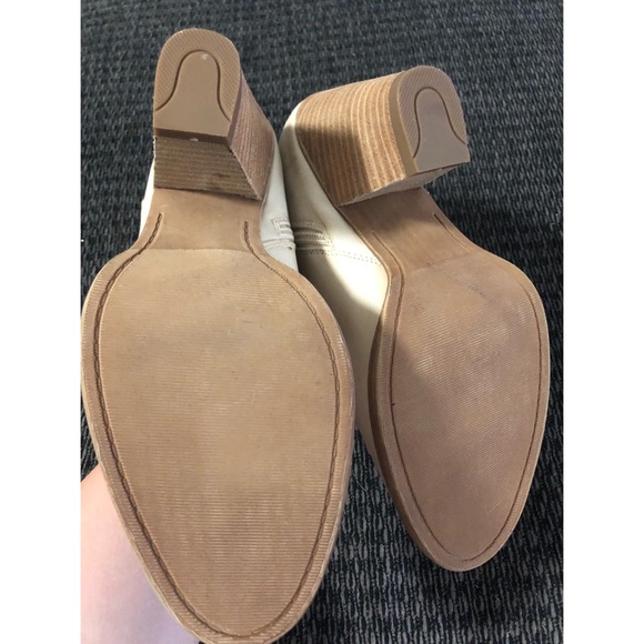 Francesca’s Light Tan Booties - Picture 4 of 4